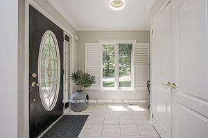 885 Long Dr, Burlington, L7T 3J8 | Image 3