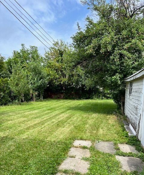 70 Westdale Dr, Toronto, M3K 1A6 | Image 2