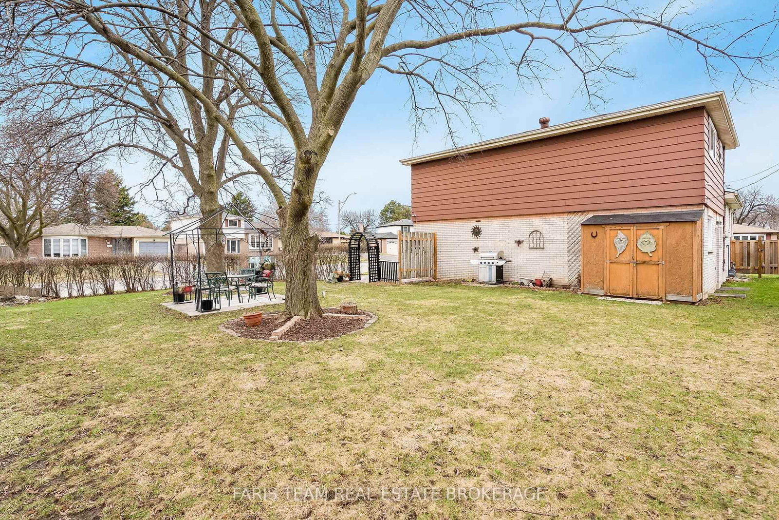 Detached House for sale at 28 Bromley Crescent, Brampton, Ontario, L6T 1Z1 - Avondale - MLS: W12960372