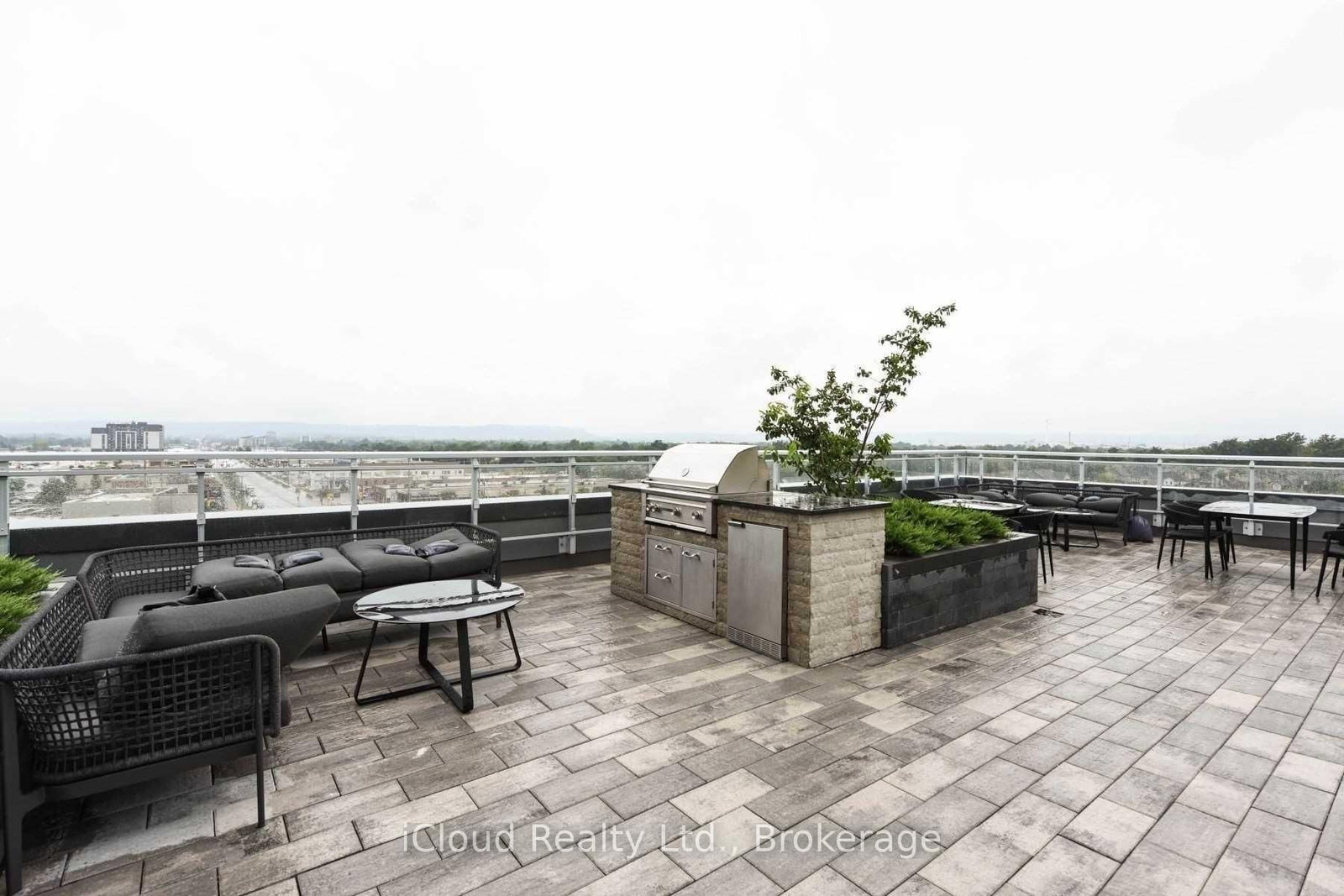 Condo for lease at 223-1050 Main Street, Milton, Ontario, L9T 6H7 - Dempsey - MLS: W12960414