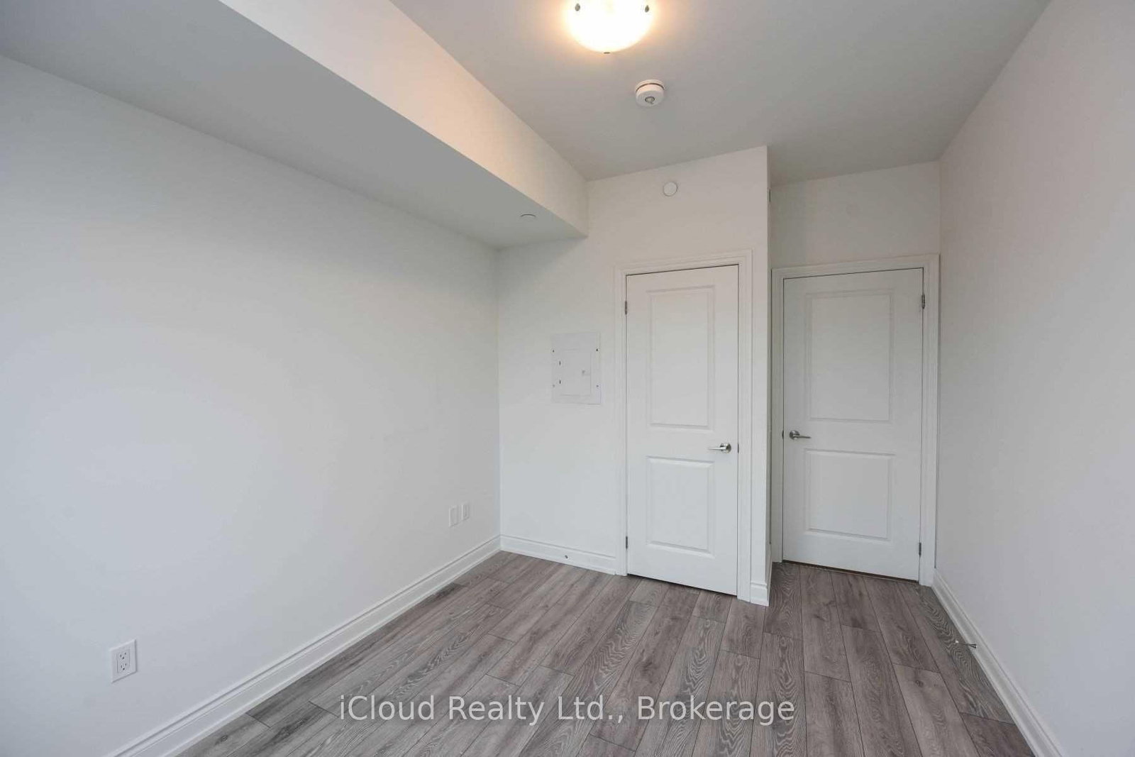 Condo for lease at 223-1050 Main Street, Milton, Ontario, L9T 6H7 - Dempsey - MLS: W12960414