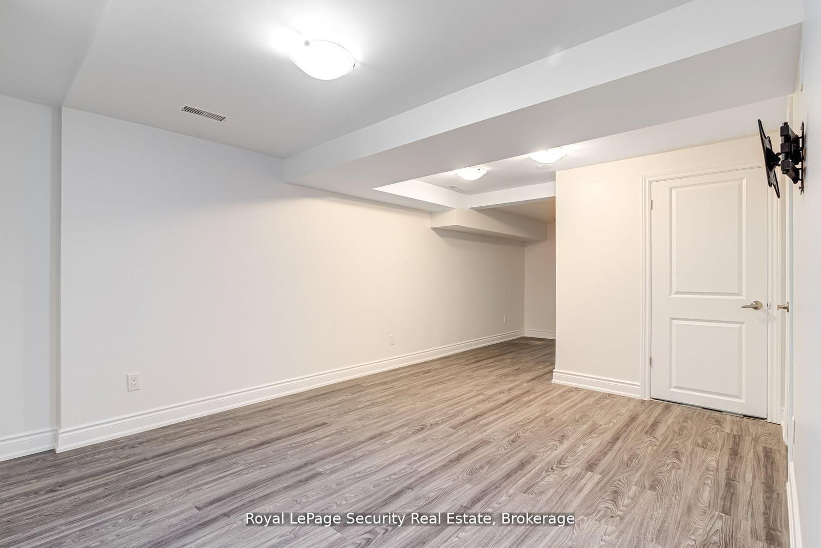 706 Gladstone Avenue, Unit Lower - Photo 17