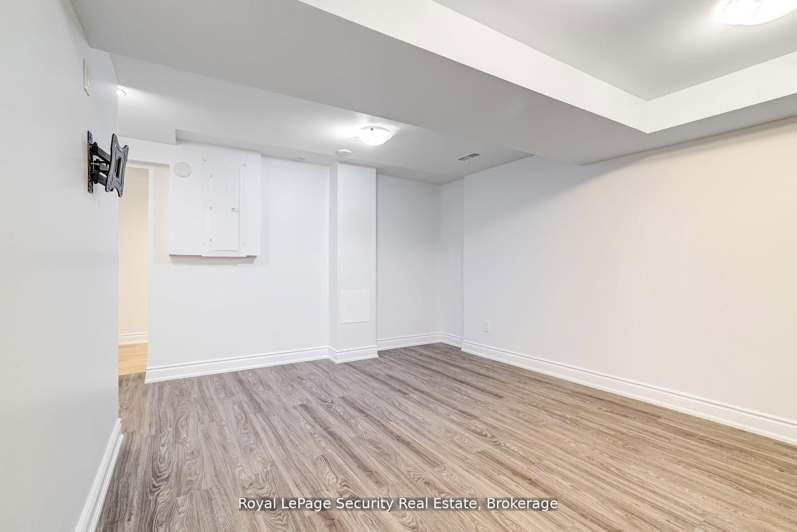 706 Gladstone Avenue, Unit Lower - Photo 18