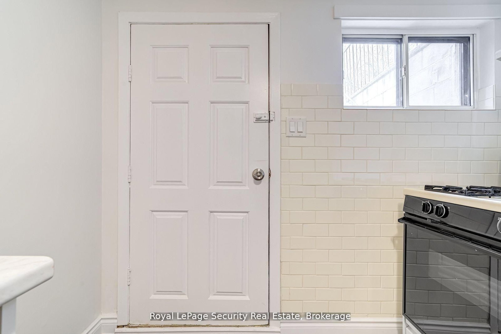 706 Gladstone Avenue, Unit Lower - Photo 5