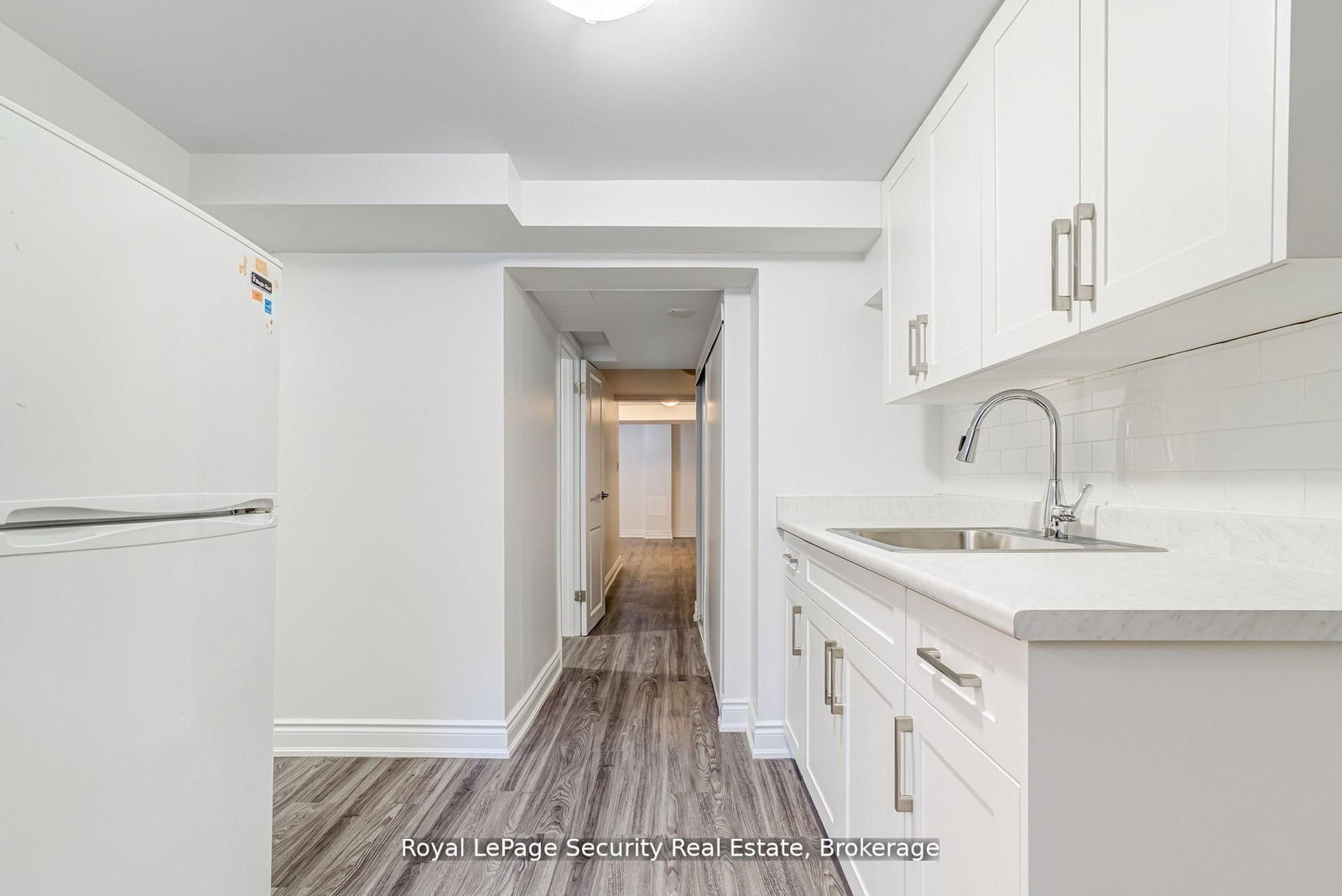 706 Gladstone Avenue, Unit Lower - Photo 6