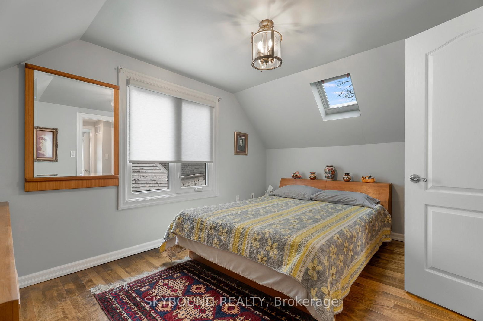 Detached House for sale at 790 The Queensway, Toronto, Ontario, M8Z 1N5 - Stonegate-Queensway - MLS: W12960658