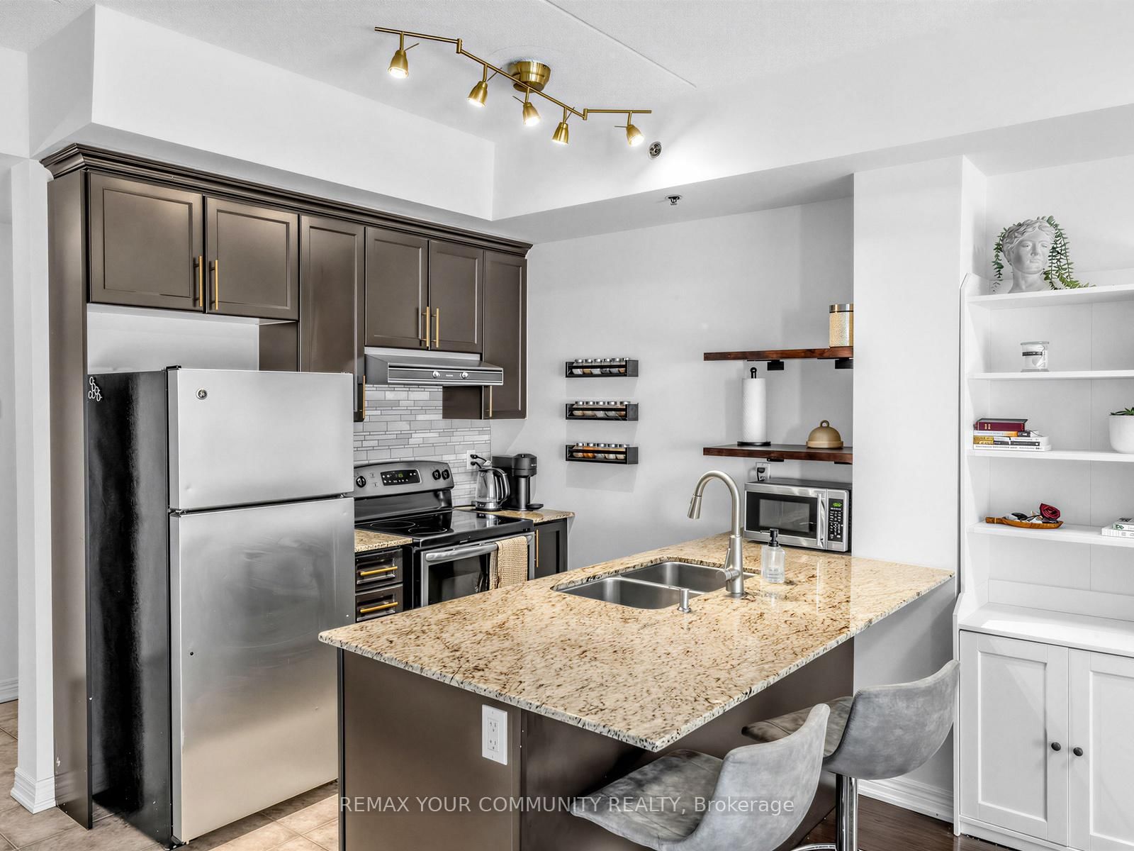 Condo for sale at 414-1421 Costigan Road, Milton, Ontario, L9T 2N4 - Clarke - MLS: W12960794