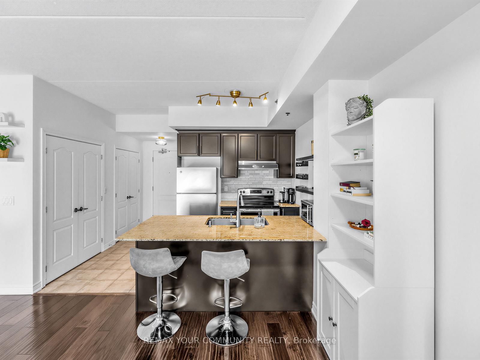 Condo for sale at 414-1421 Costigan Road, Milton, Ontario, L9T 2N4 - Clarke - MLS: W12960794