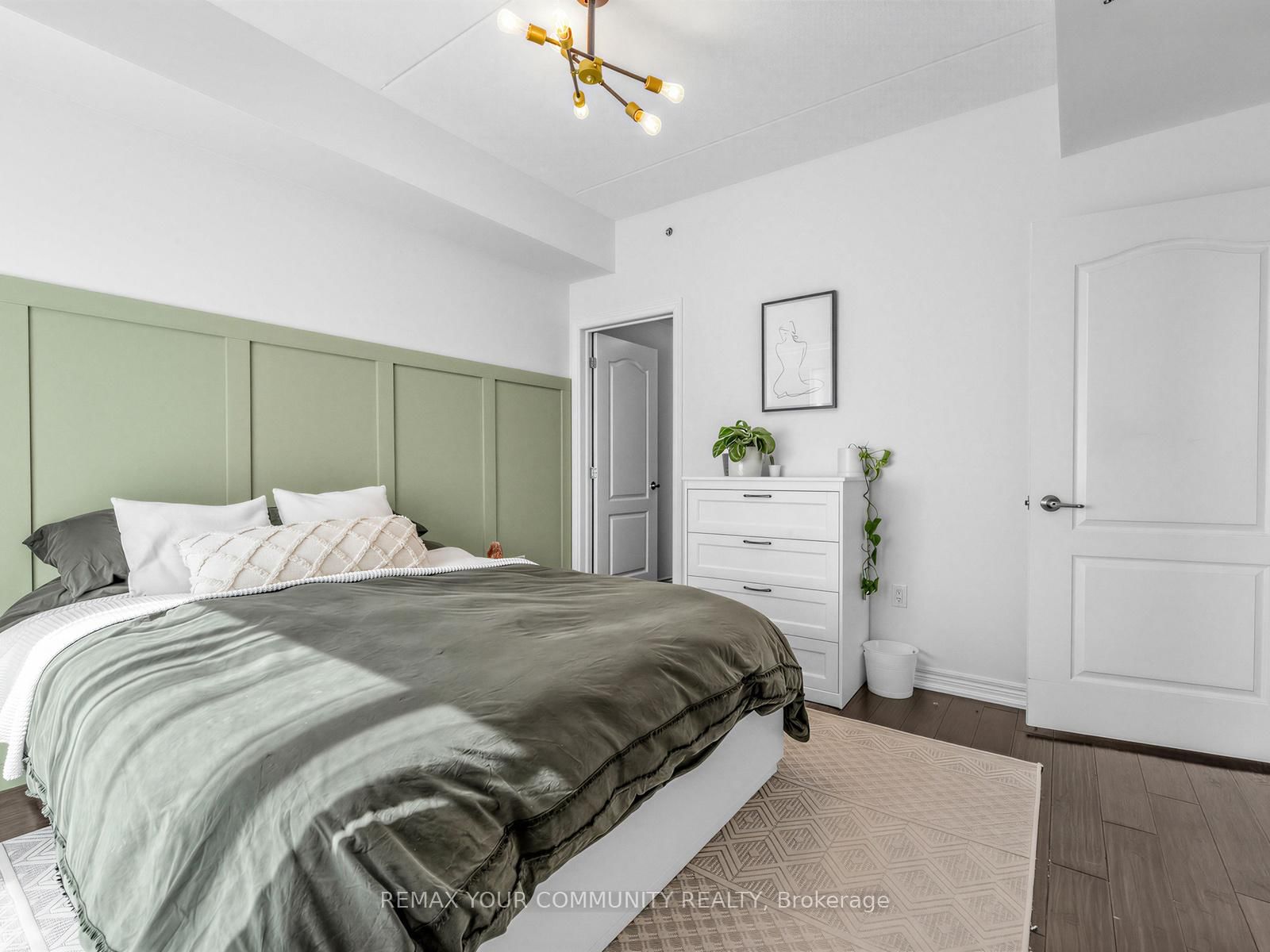 Condo for sale at 414-1421 Costigan Road, Milton, Ontario, L9T 2N4 - Clarke - MLS: W12960794