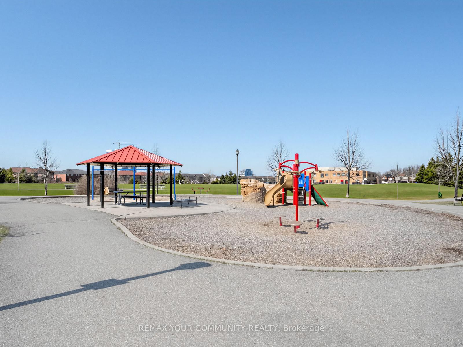 Condo for sale at 414-1421 Costigan Road, Milton, Ontario, L9T 2N4 - Clarke - MLS: W12960794