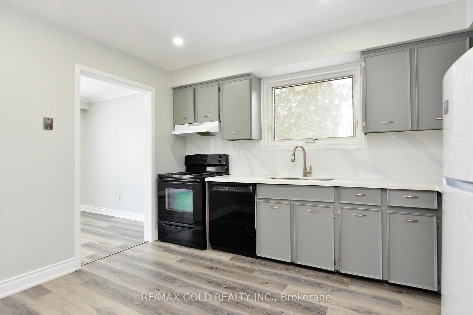 Detached House for sale at 70 Greystone Crescent, Halton Hills, Ontario, L7G 1G9 - Georgetown - MLS: W12960840