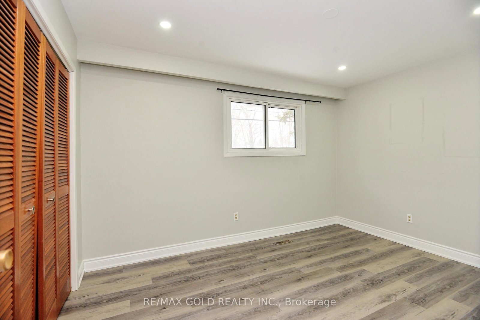 Detached House for sale at 70 Greystone Crescent, Halton Hills, Ontario, L7G 1G9 - Georgetown - MLS: W12960840