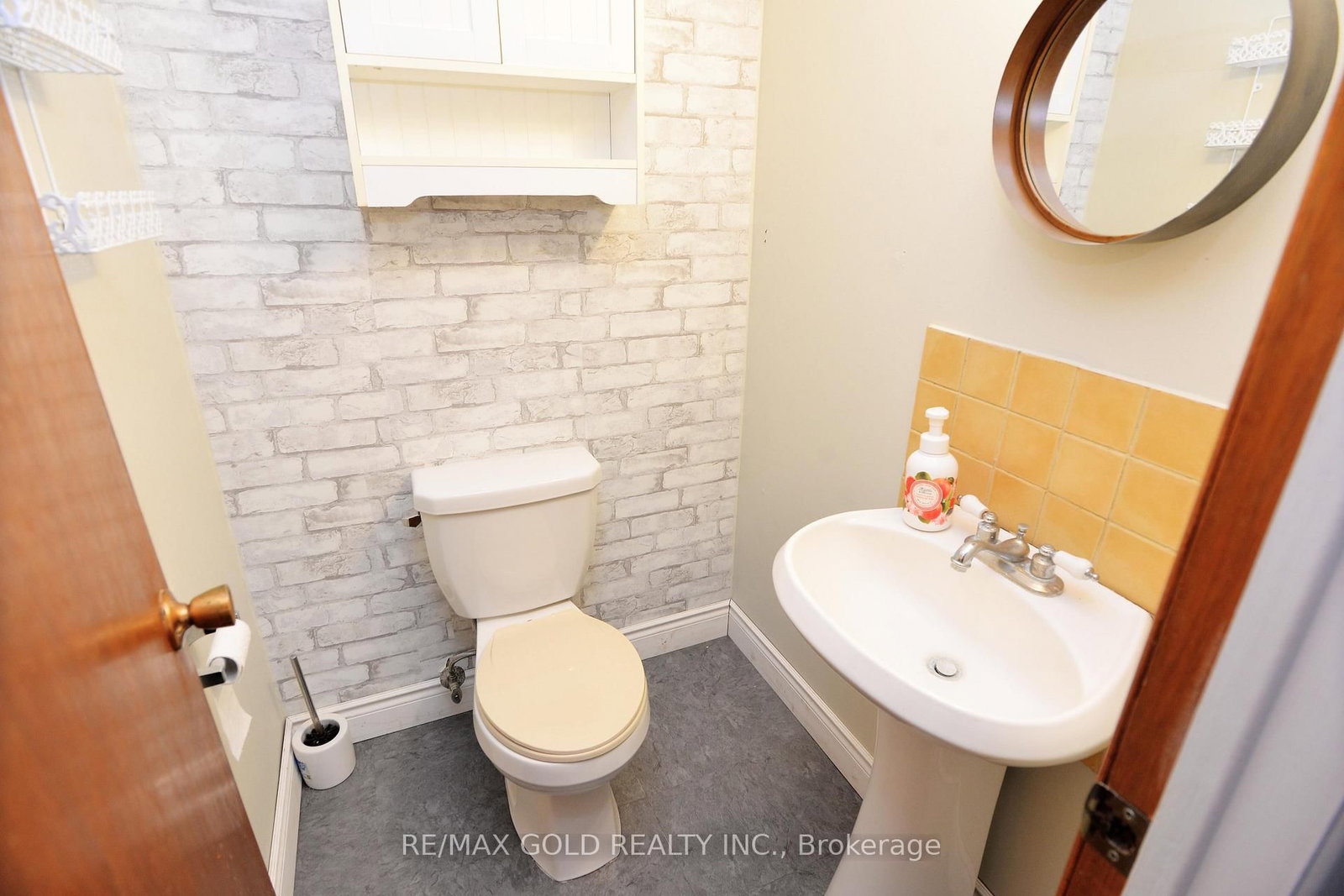 Detached House for sale at 70 Greystone Crescent, Halton Hills, Ontario, L7G 1G9 - Georgetown - MLS: W12960840