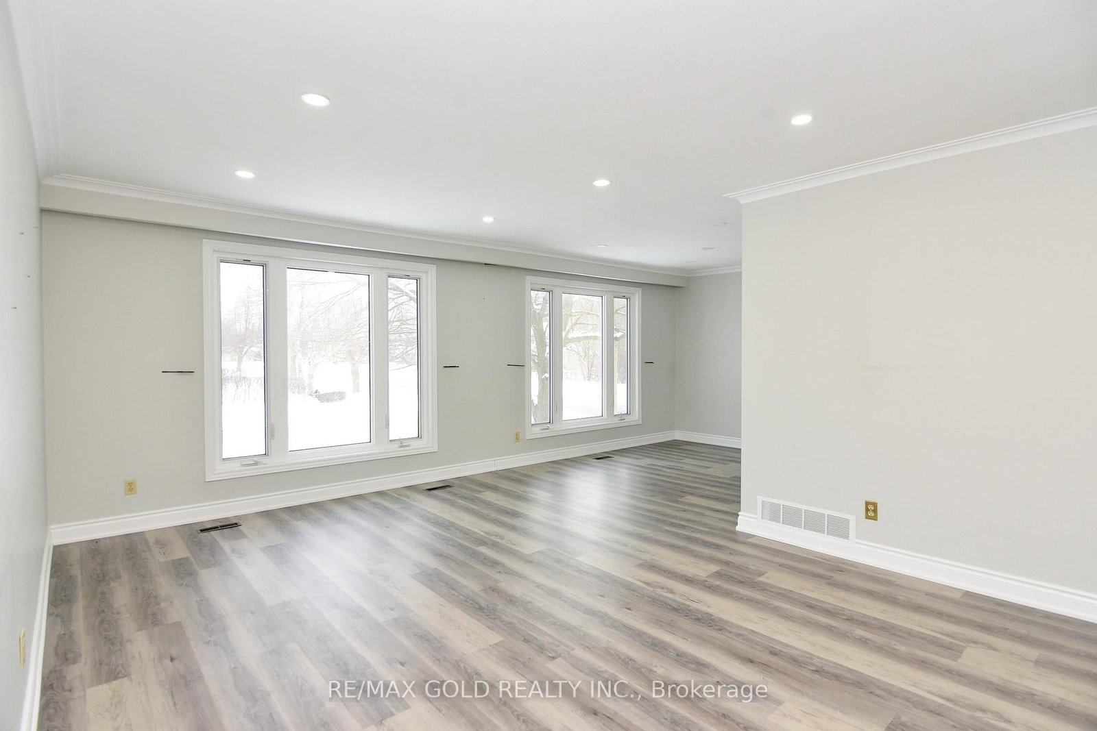 Detached House for sale at 70 Greystone Crescent, Halton Hills, Ontario, L7G 1G9 - Georgetown - MLS: W12960840