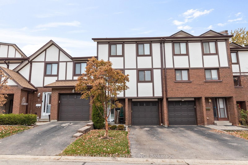 4 - 4230 Fieldgate Dr, Mississauga, L4W 2M5 | Image 2