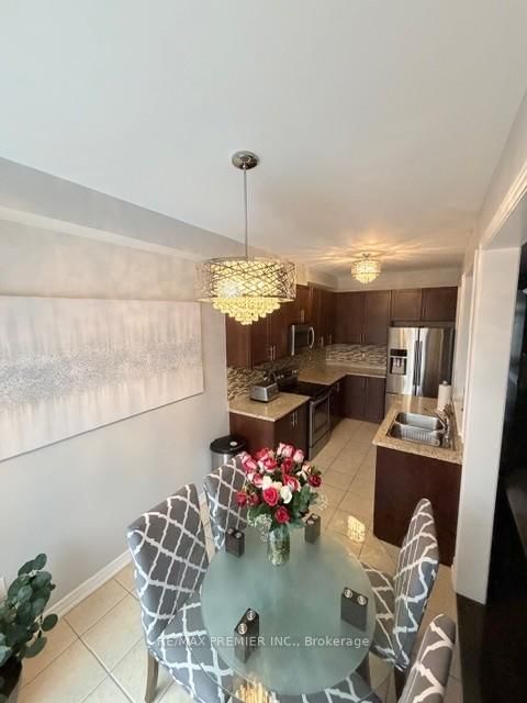 Semi-Detached House for sale at 82 Chesterwood Crescent, Brampton, Ontario, L6Y 0Z5 - Credit Valley - MLS: W12961110