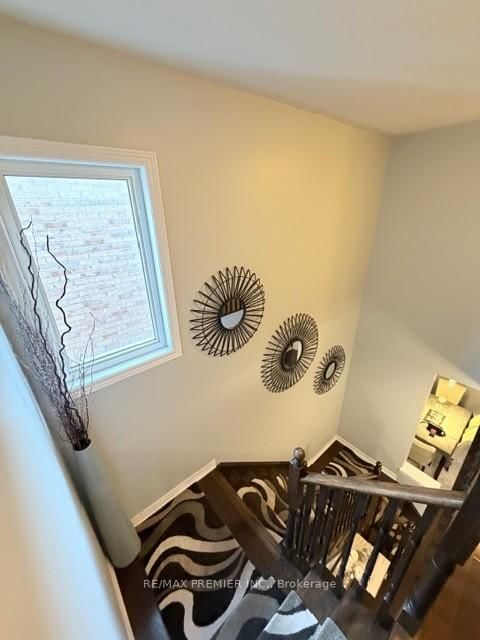 Semi-Detached House for sale at 82 Chesterwood Crescent, Brampton, Ontario, L6Y 0Z5 - Credit Valley - MLS: W12961110