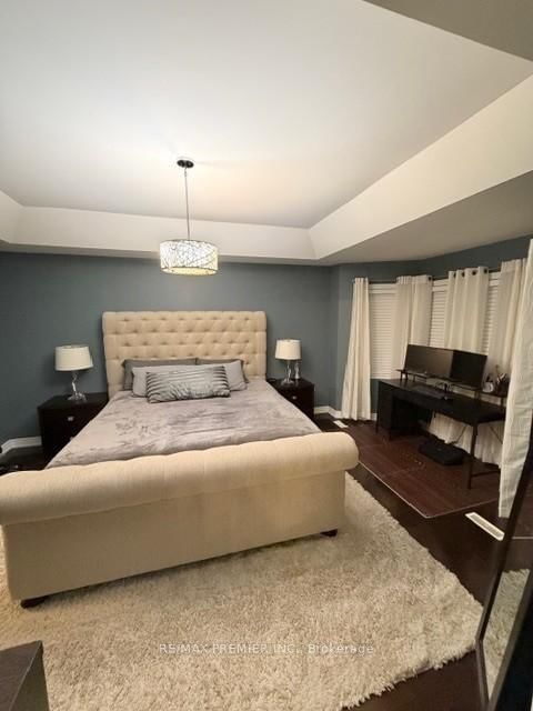 Semi-Detached House for sale at 82 Chesterwood Crescent, Brampton, Ontario, L6Y 0Z5 - Credit Valley - MLS: W12961110