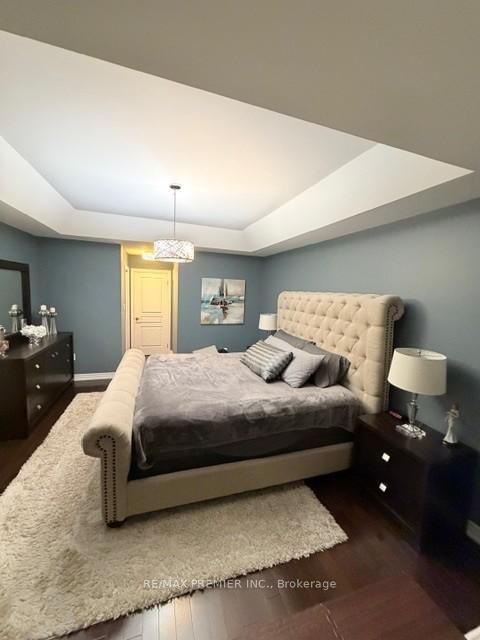 Semi-Detached House for sale at 82 Chesterwood Crescent, Brampton, Ontario, L6Y 0Z5 - Credit Valley - MLS: W12961110