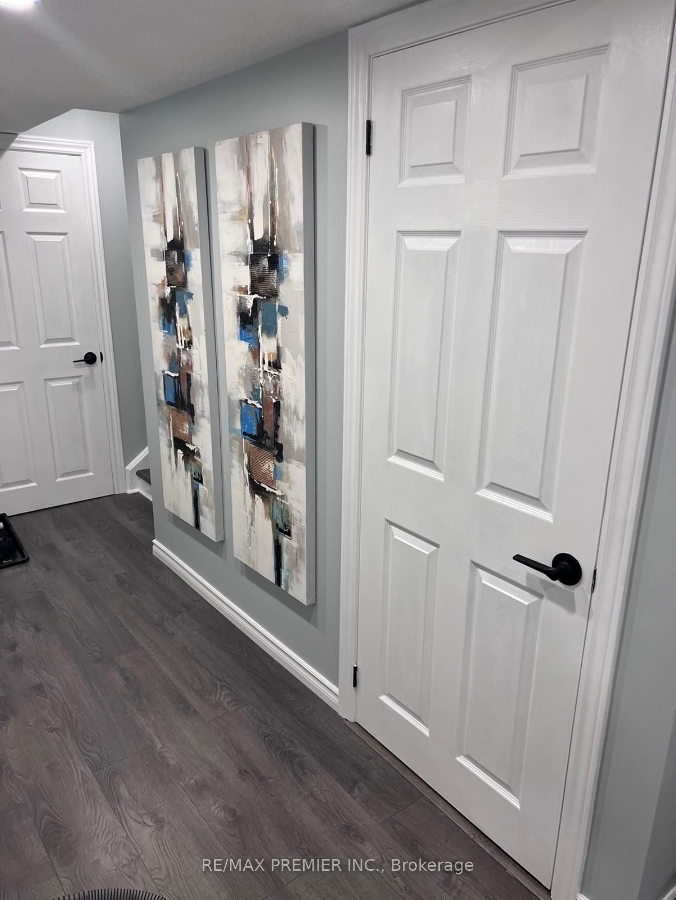 Semi-Detached House for sale at 82 Chesterwood Crescent, Brampton, Ontario, L6Y 0Z5 - Credit Valley - MLS: W12961110