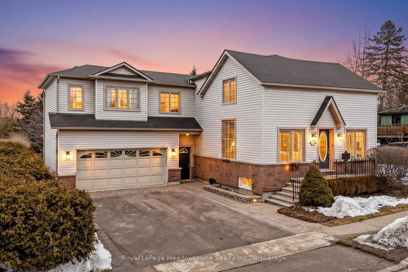 49 Mill St, Milton, L9T 1R7 | Image 2