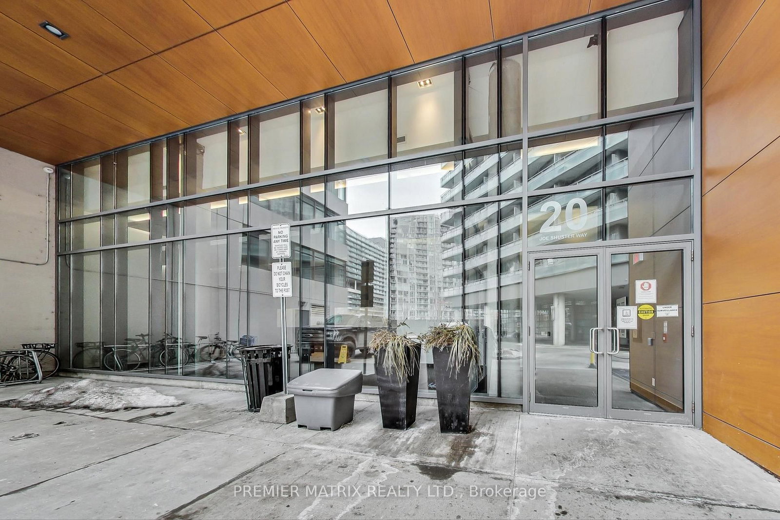 20 Joe Shuster Way, Unit 903 - Photo 4