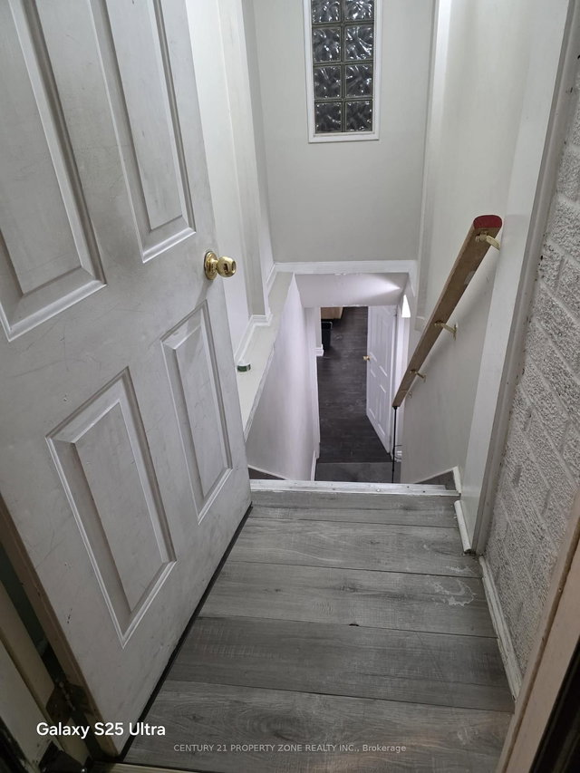 432 Rutherford Road N