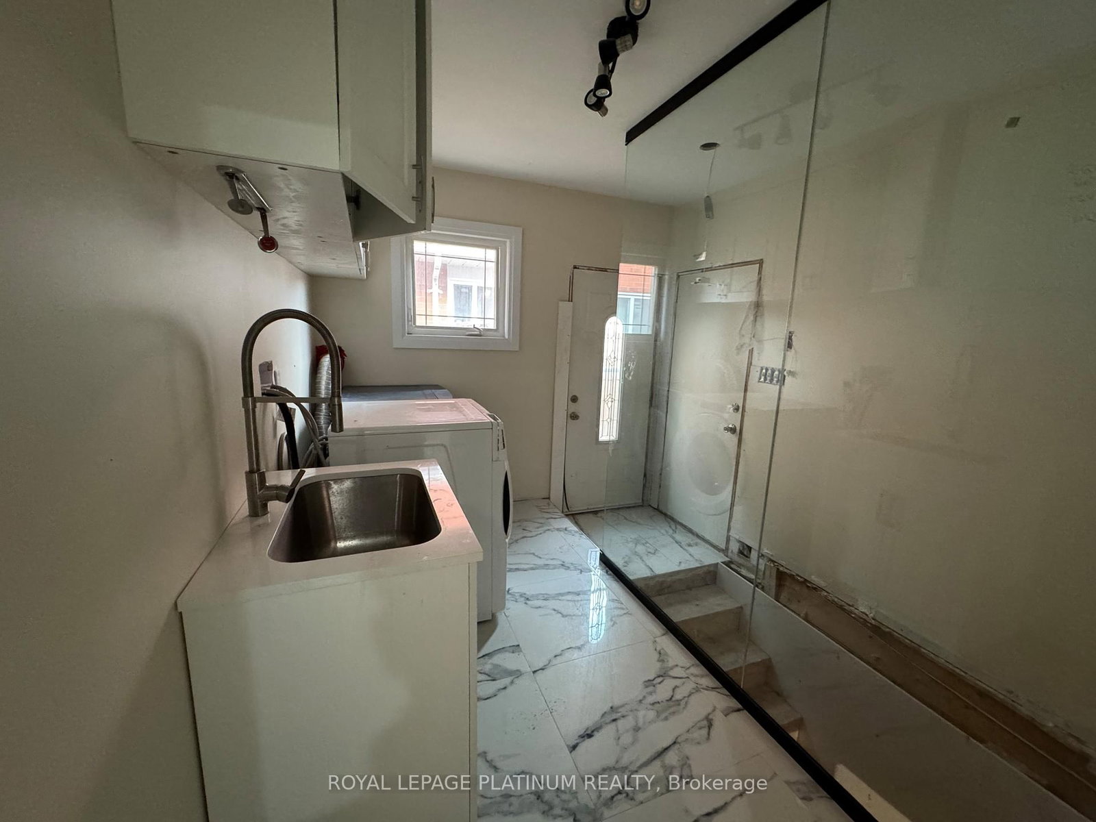 Detached House for sale at 60 Brookfield Court, Brampton, Ontario, L6Y 4K4 - Fletcher's West - MLS: W12961444