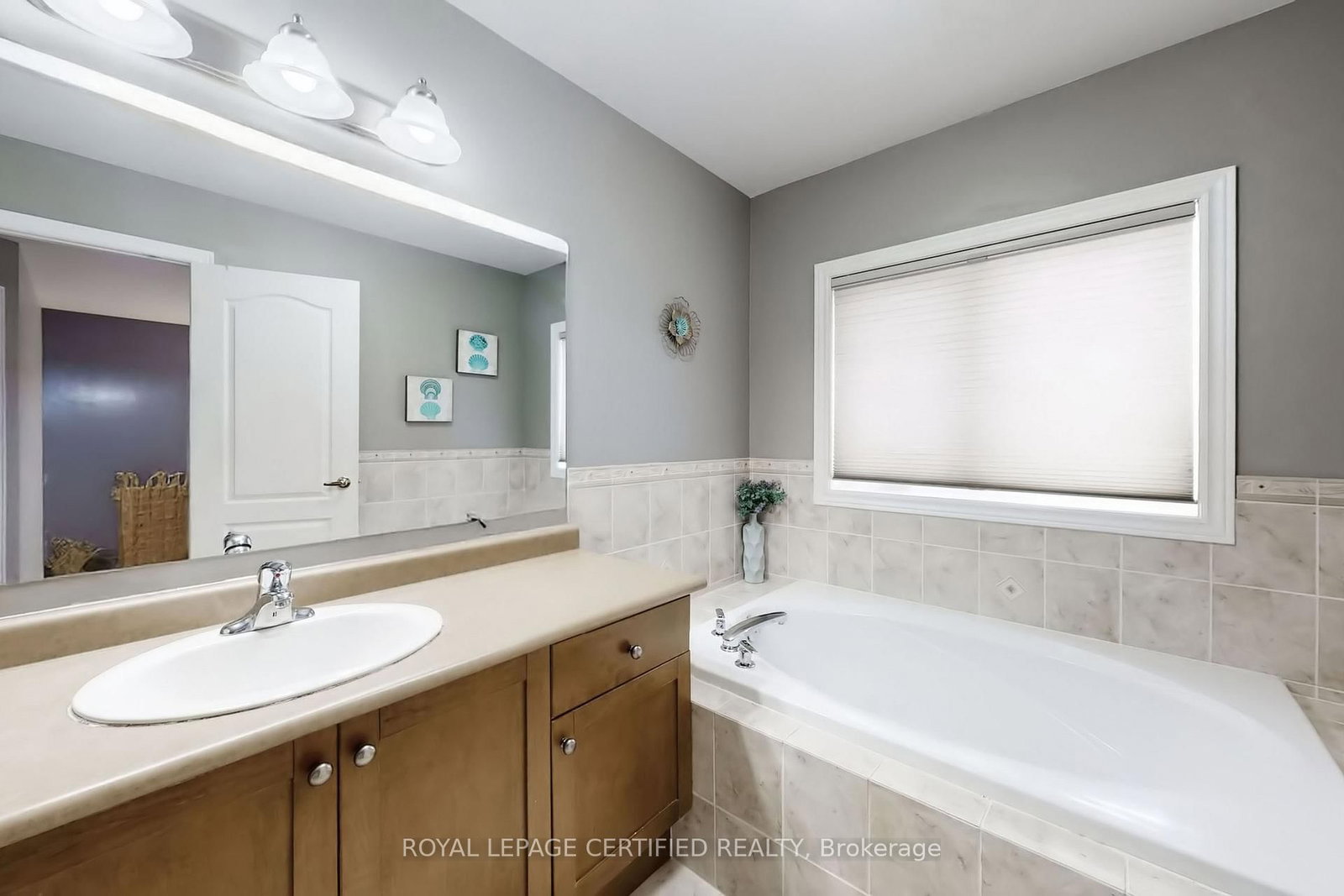 Detached House for sale at 57 Humbershed Crescent, Caledon, Ontario, L7E 2X4 - Bolton West - MLS: W12961496