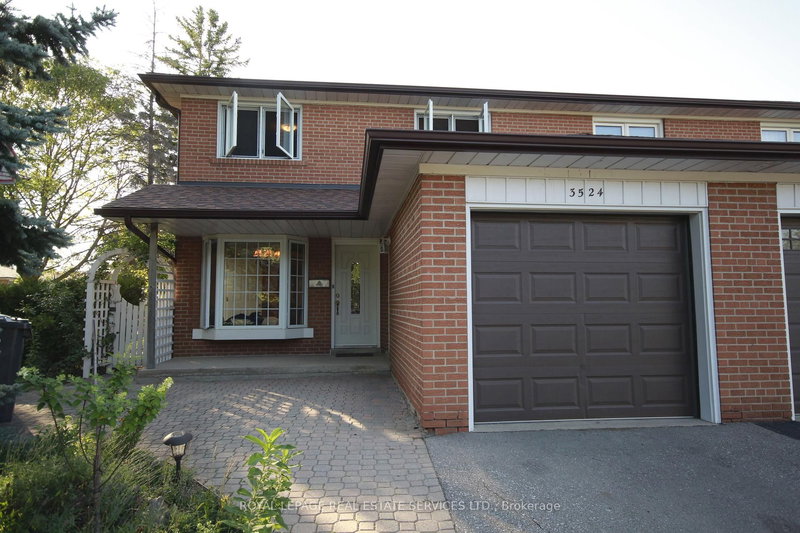 home for lease on 3524 Birchmeadow Crescent