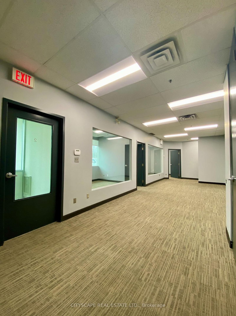 7075 Edwards Blvd, Mississauga, L5S 1Z2 | Image 2