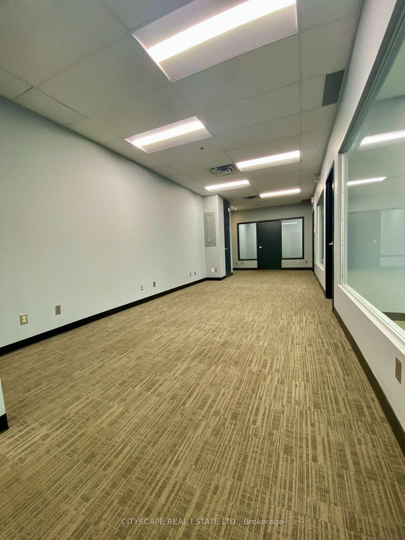 7075 Edwards Blvd, Mississauga, L5S 1Z2 | Image 3