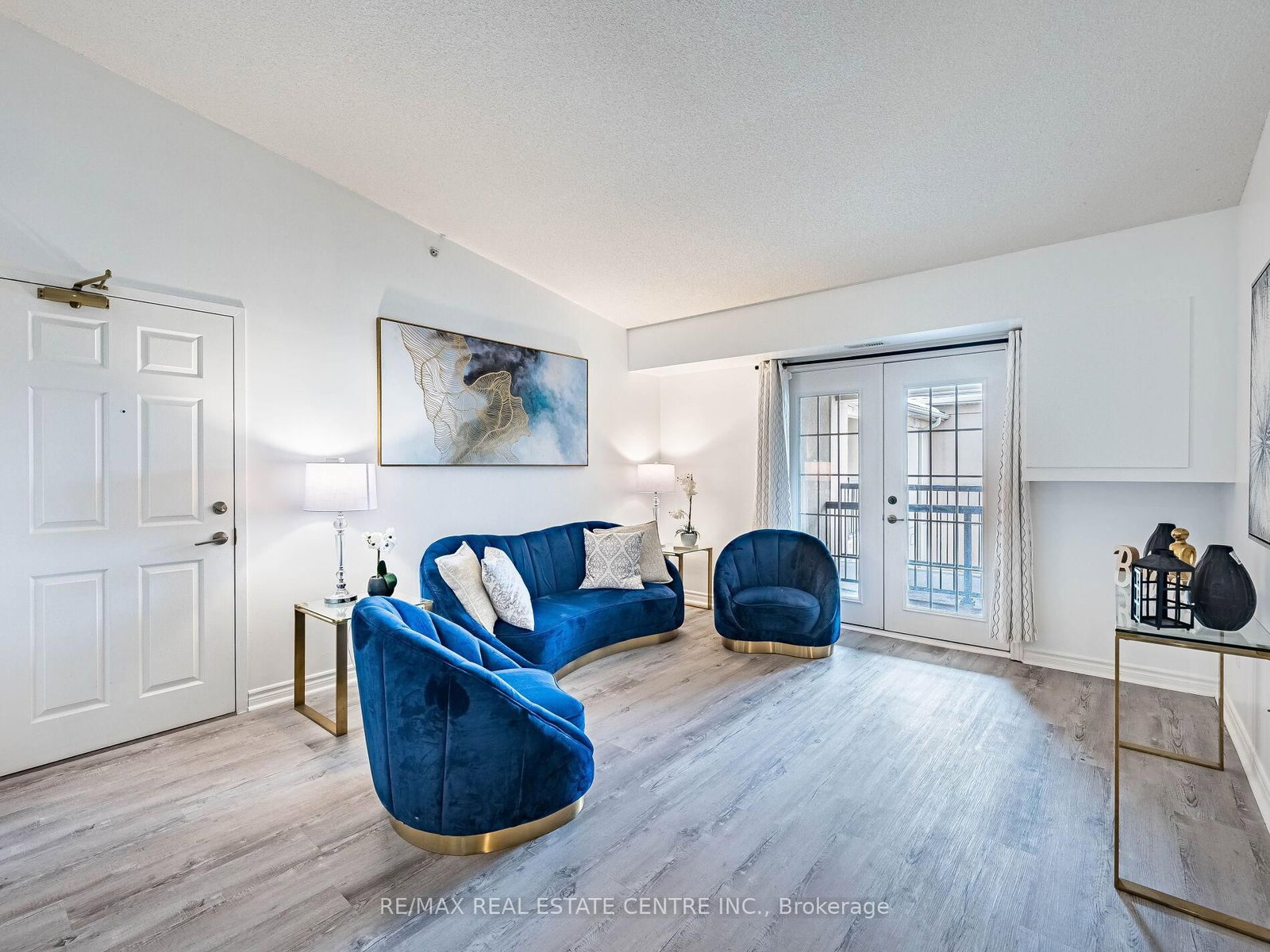 Condo for sale at 408-1483 Maple Avenue, Milton, Ontario, L9T 0B6 - Dempsey - MLS: W12961622