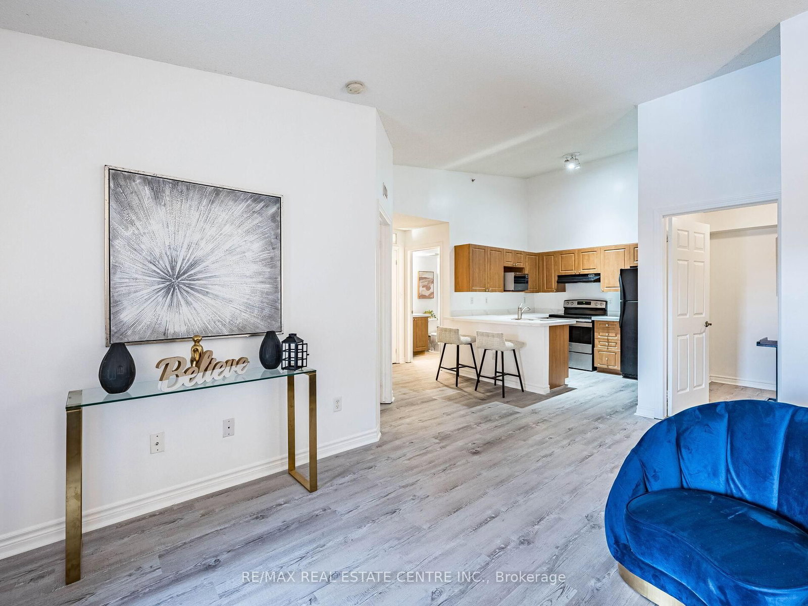 Condo for sale at 408-1483 Maple Avenue, Milton, Ontario, L9T 0B6 - Dempsey - MLS: W12961622