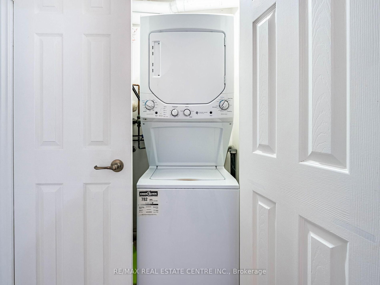 Condo for sale at 408-1483 Maple Avenue, Milton, Ontario, L9T 0B6 - Dempsey - MLS: W12961622