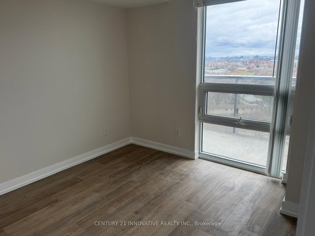 1216 - 160 Flemington Road