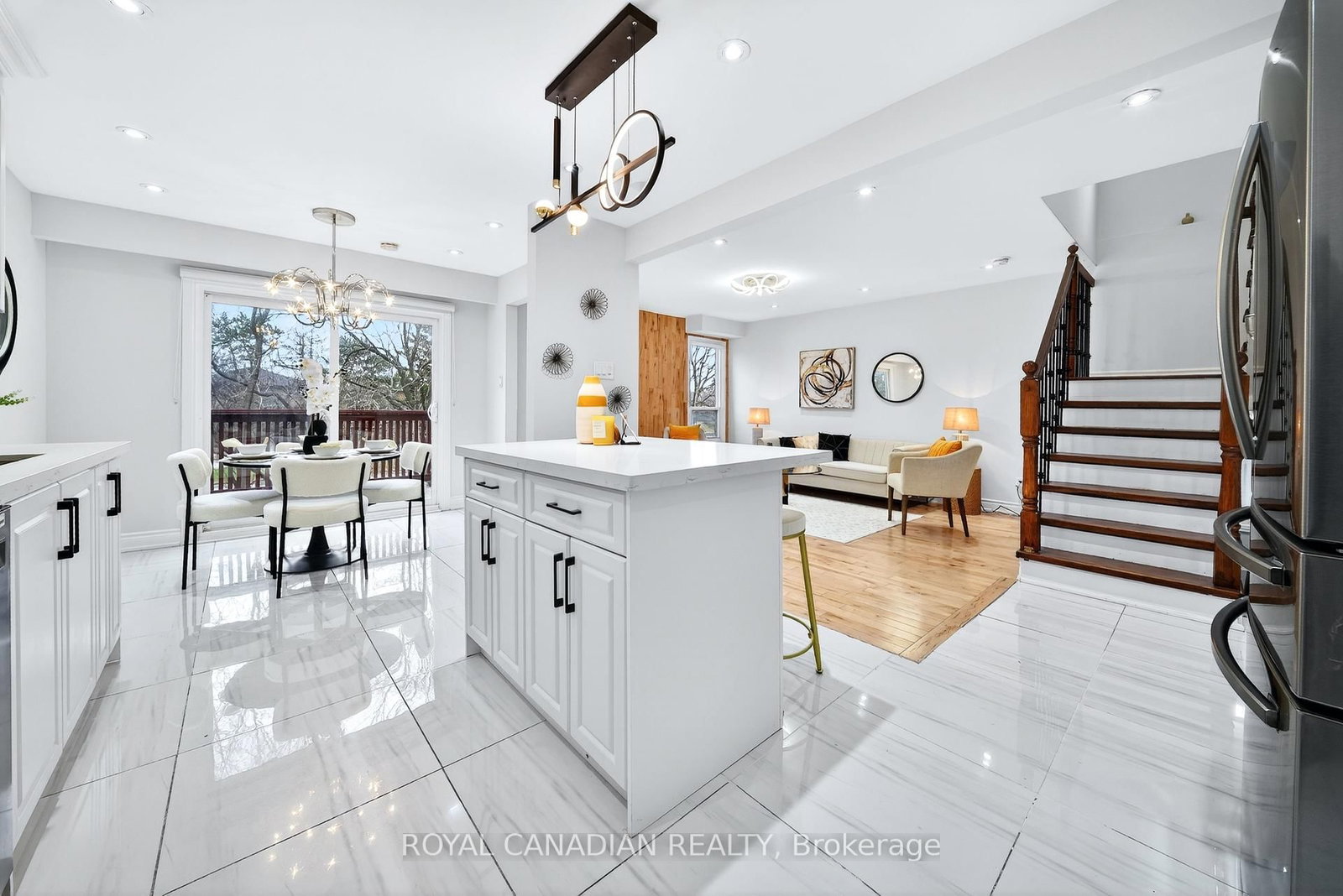 Detached House for sale at 44 Rushmore Crescent, Brampton, Ontario, L6Z 1R2 - Heart Lake East - MLS: W12961836