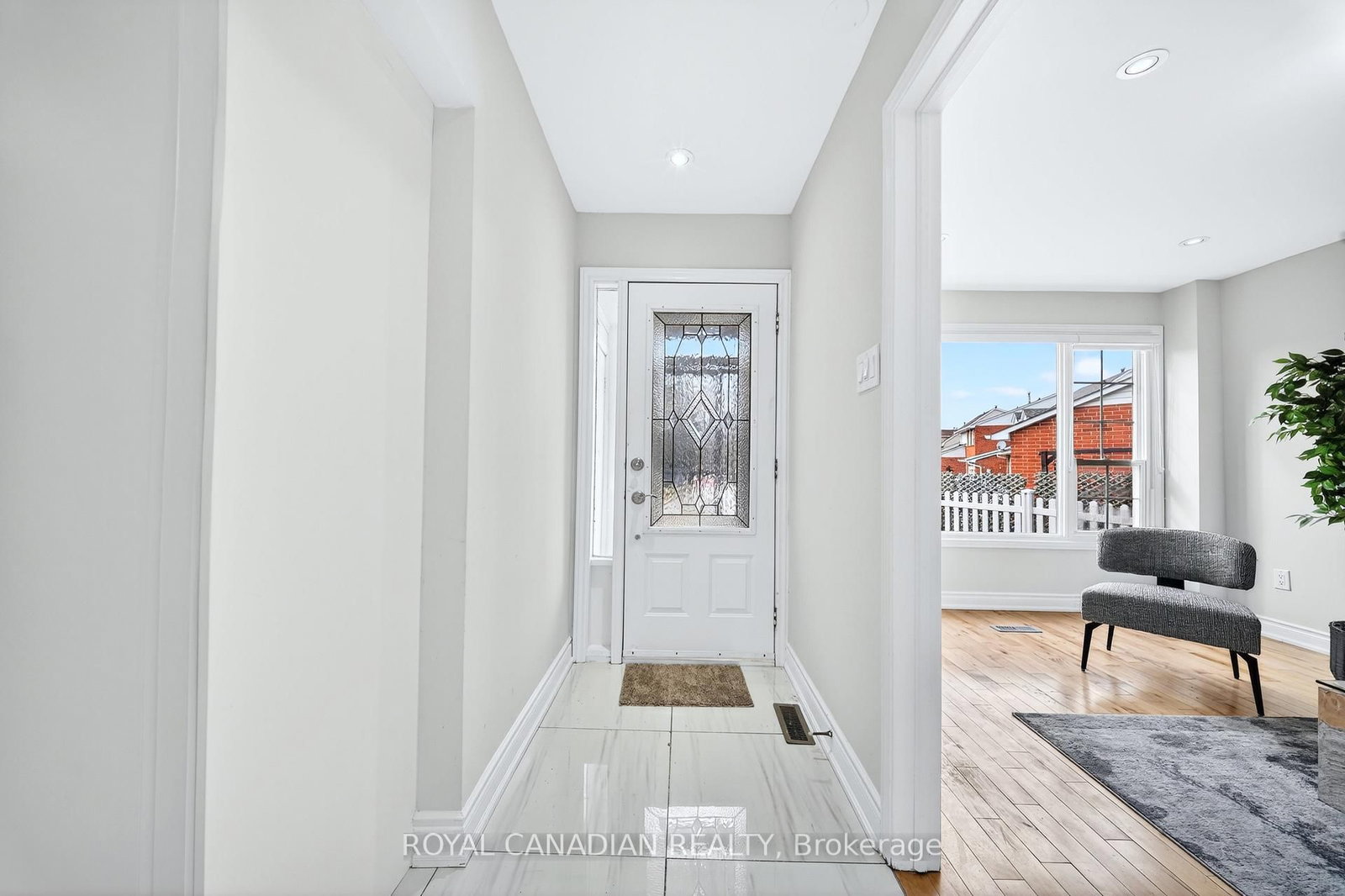 Detached House for sale at 44 Rushmore Crescent, Brampton, Ontario, L6Z 1R2 - Heart Lake East - MLS: W12961836