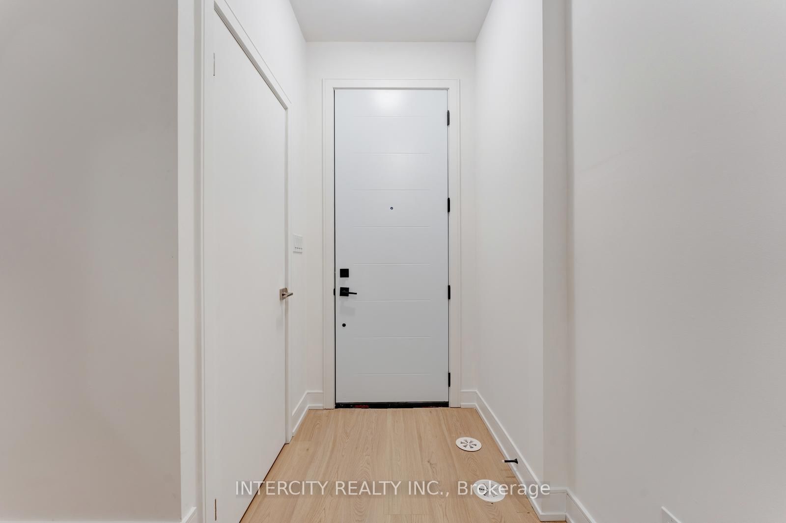 Townhouse for sale at 19 Desiree Place, Caledon, Ontario, L7E 4L2 - Bolton West - MLS: W12961840