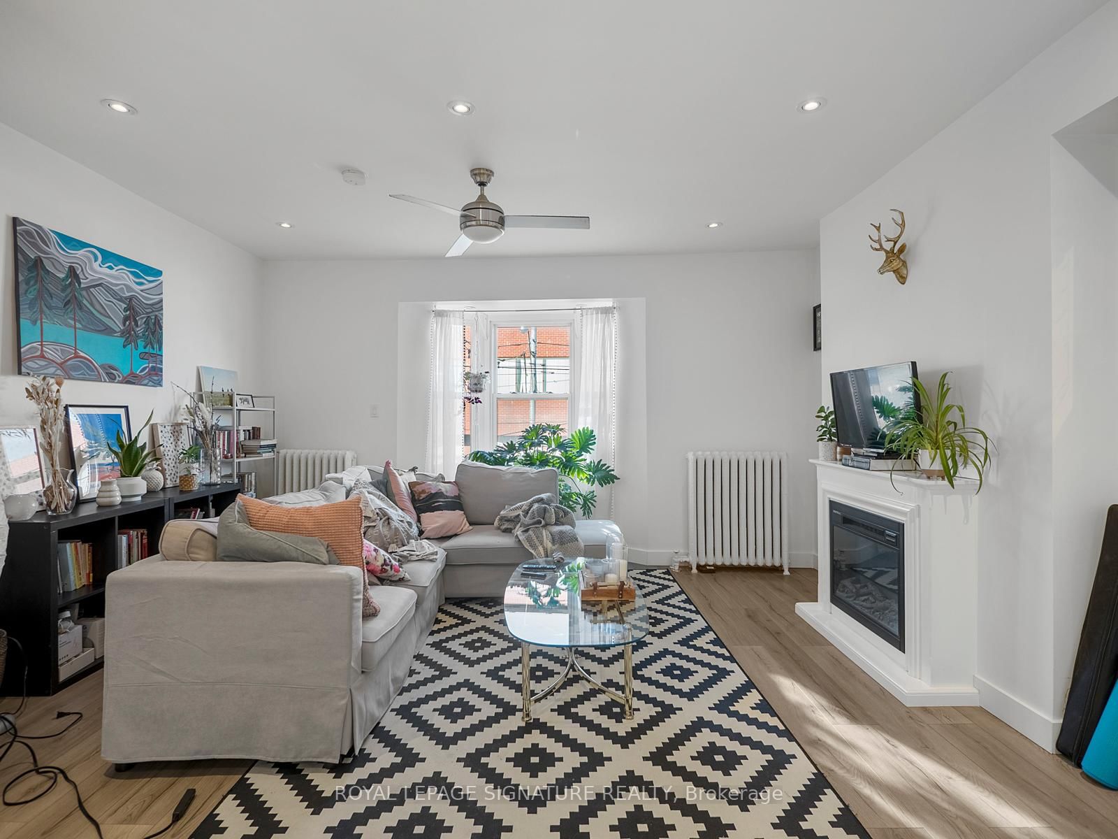 2243 Dundas Street W - Photo 14