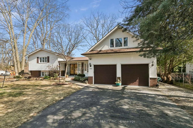 1431 Queen Victoria Avenue