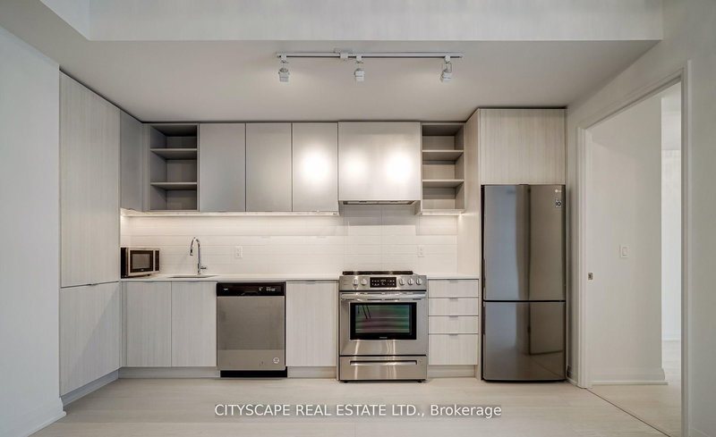 1007 - 10 Gibbs Rd, Toronto, M9B 0E2 | Image 3