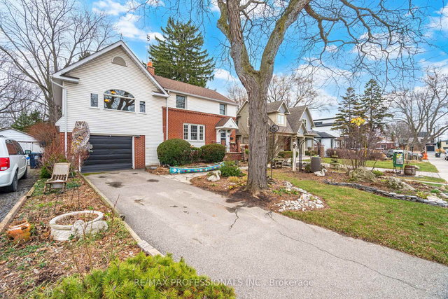 15 Twenty-Seventh Street