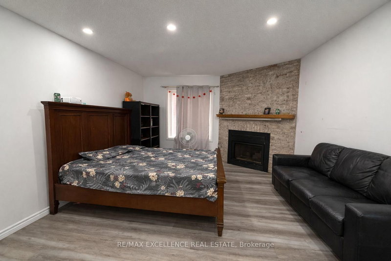 68 Alabaster Dr, Brampton, L6V 4G4 | Image 3