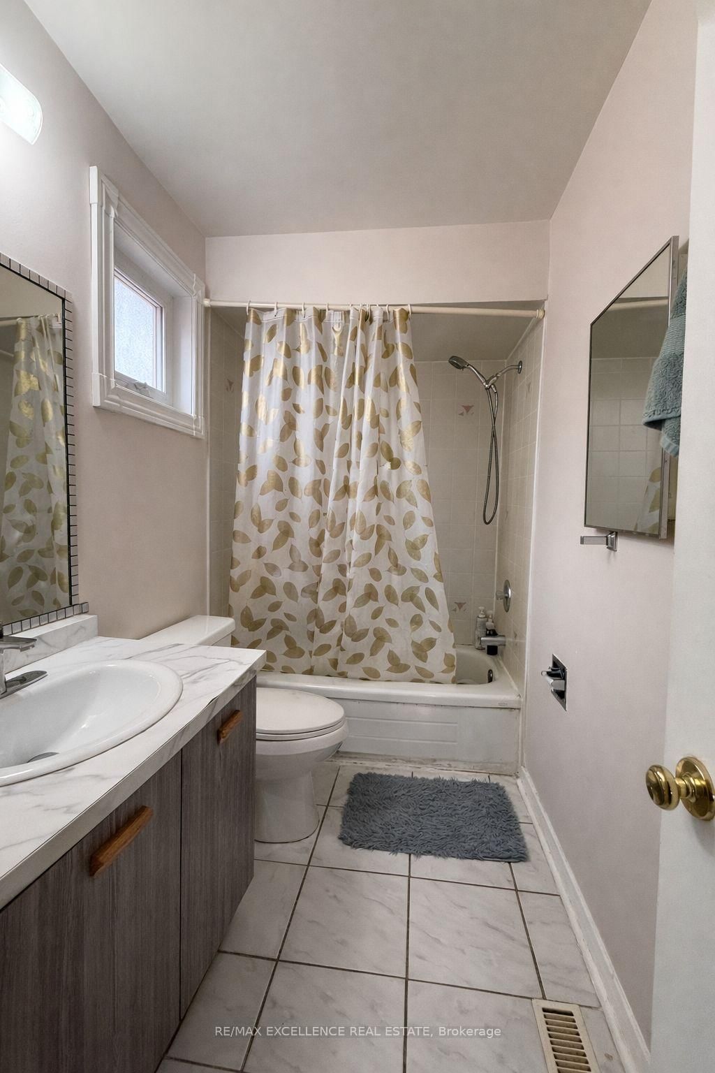 Detached House for sale at 68 Alabaster Drive, Brampton, Ontario, L6V 4G4 - Brampton North - MLS: W12962232