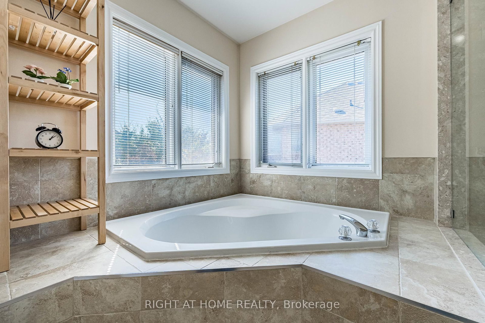 2204 Carpenters Circle - Photo 31