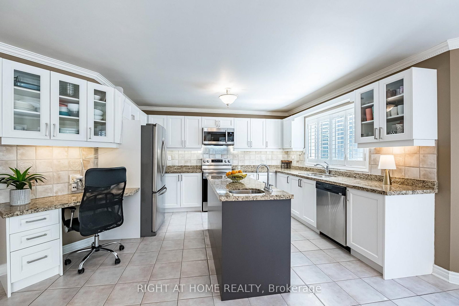 2204 Carpenters Circle - Photo 9