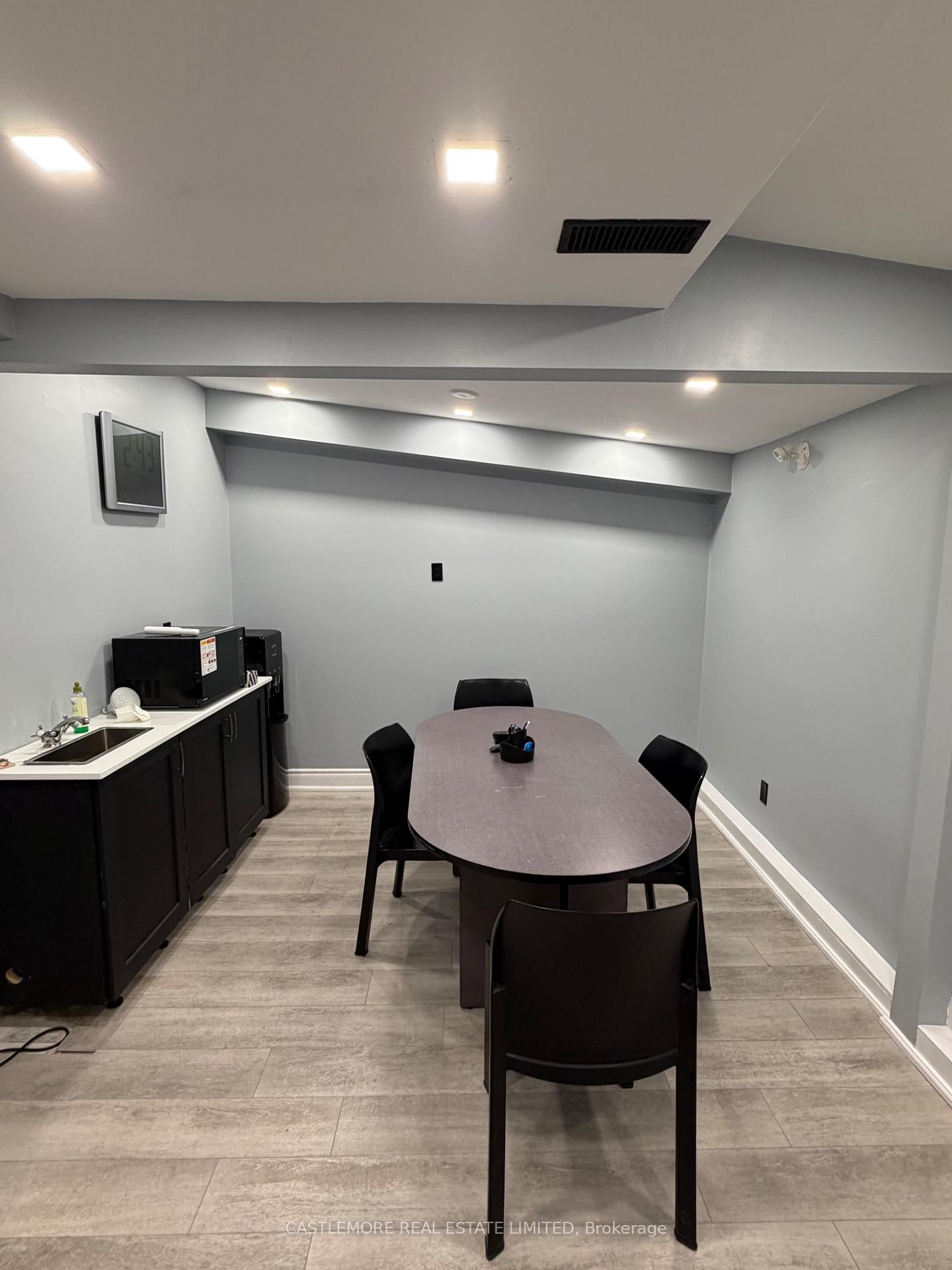 925 Lakeshore Road - Photo 10