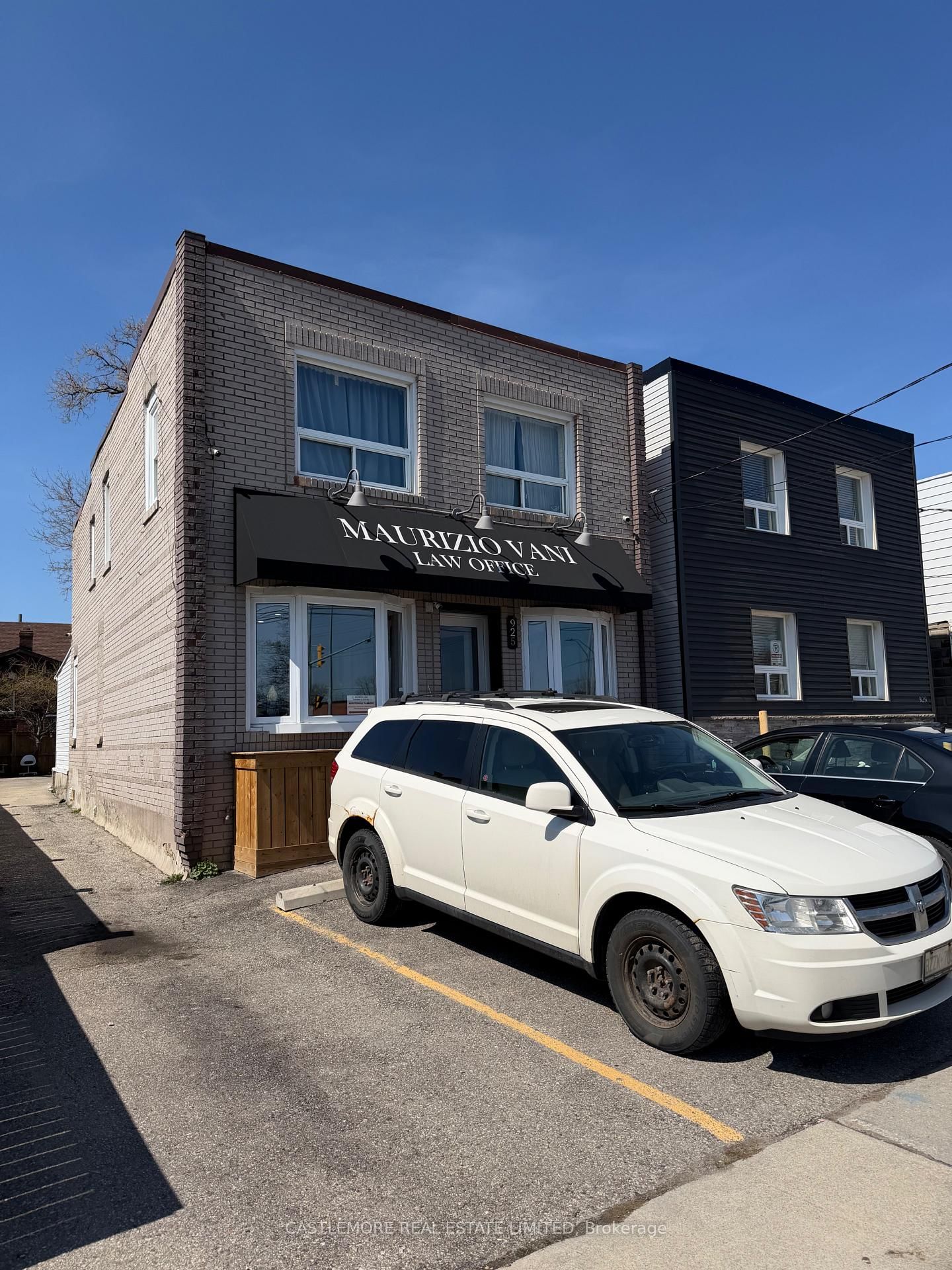 925 Lakeshore Road - Photo 3