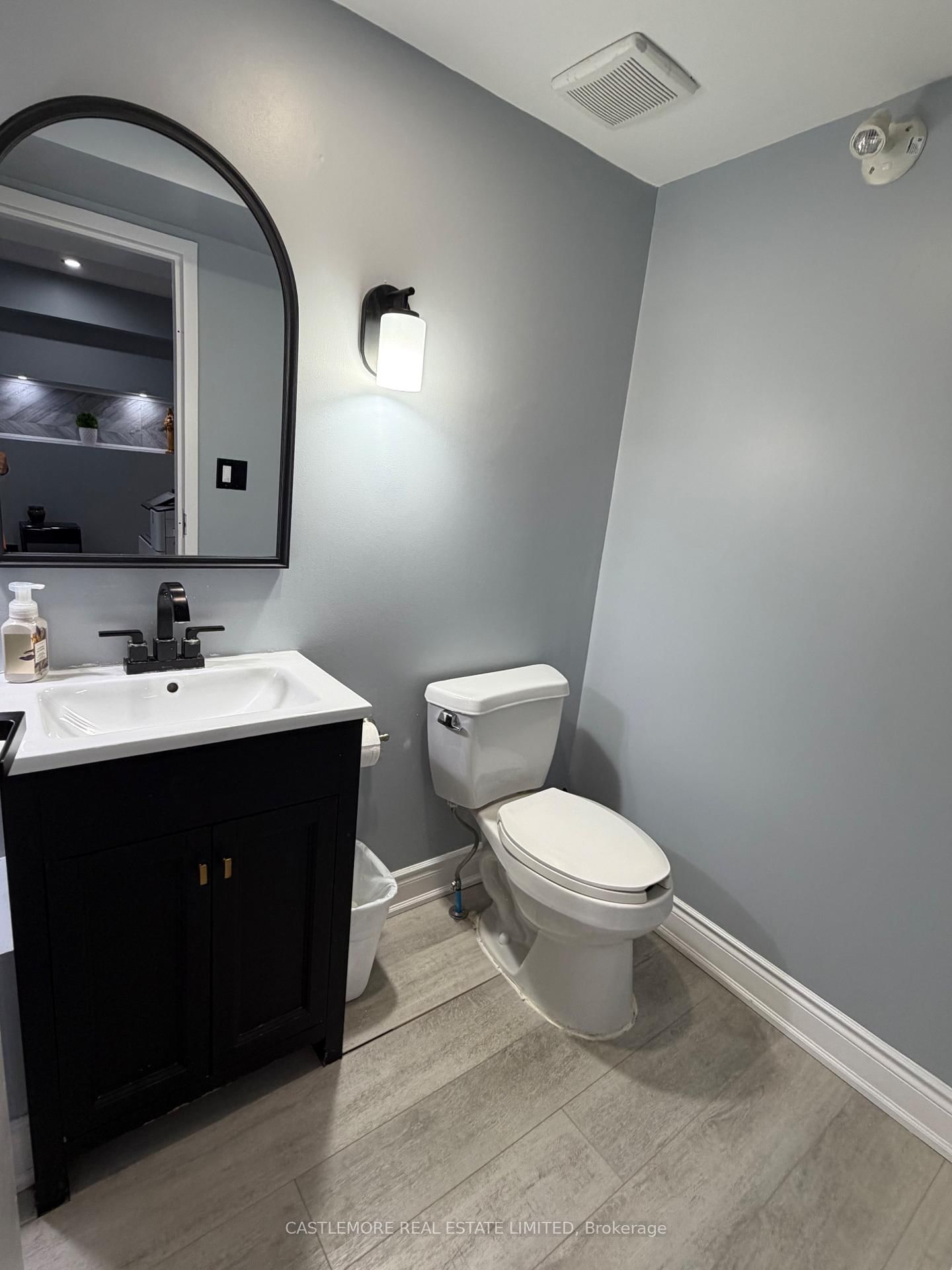 925 Lakeshore Road - Photo 8